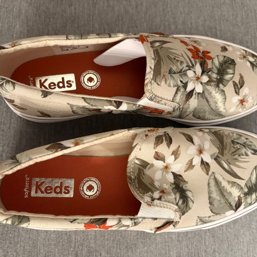 Keds Sneakers - Picture 9 of 9